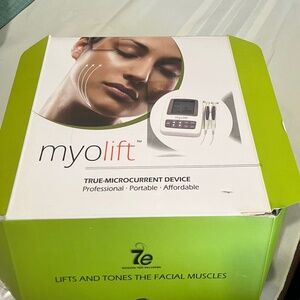 MyoLift Mini Microcurrent Device